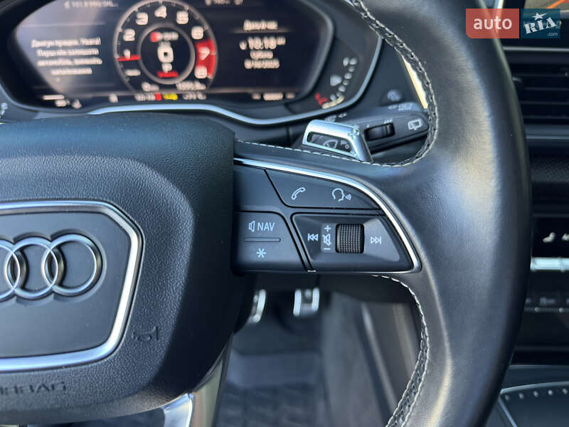Внедорожник / Кроссовер Audi SQ5 2019 в Киеве