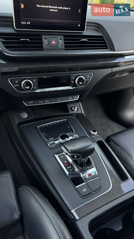 Позашляховик / Кросовер Audi SQ5 2017 в Дніпрі