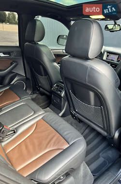 Внедорожник / Кроссовер Audi SQ5 2015 в 