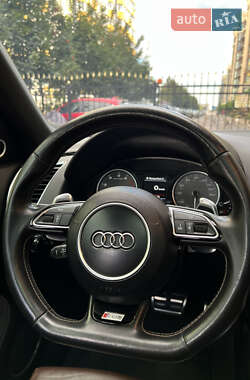 Внедорожник / Кроссовер Audi SQ5 2015 в 