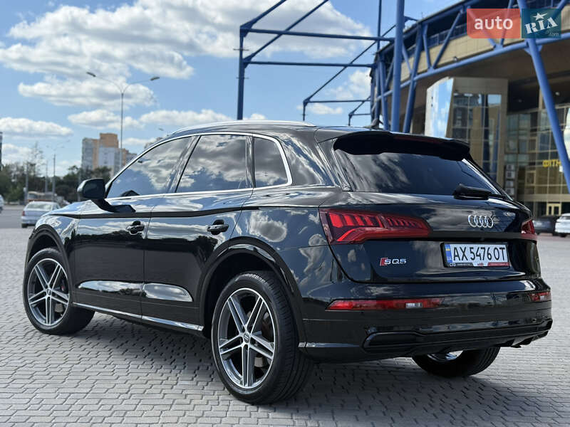 Внедорожник / Кроссовер Audi SQ5 2018 в Харькове