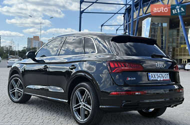 Внедорожник / Кроссовер Audi SQ5 2018 в 