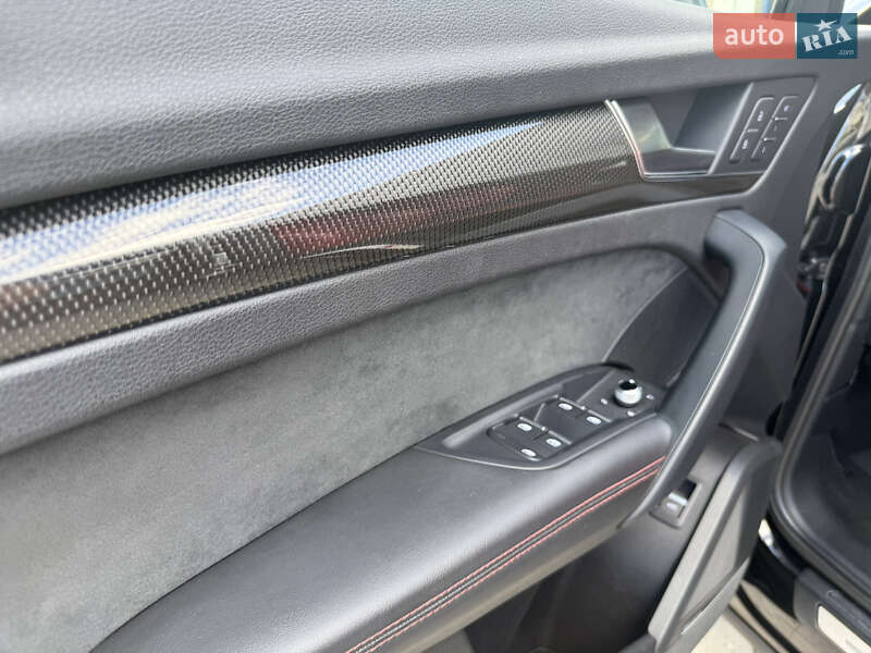 Внедорожник / Кроссовер Audi SQ5 2018 в Харькове
