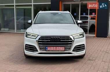 Позашляховик / Кросовер Audi SQ5 2018 в 