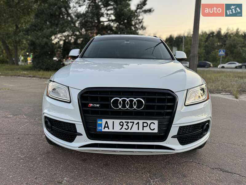 Внедорожник / Кроссовер Audi SQ5 2015 в Киеве