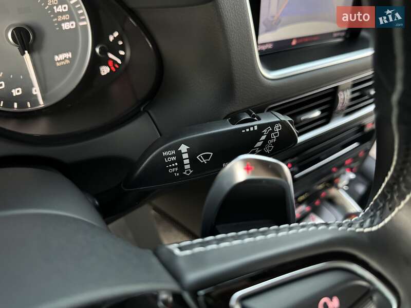 Внедорожник / Кроссовер Audi SQ5 2015 в Киеве