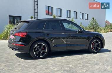Внедорожник / Кроссовер Audi SQ5 2018 в 