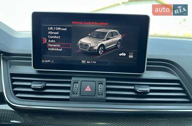 Внедорожник / Кроссовер Audi SQ5 2018 в 