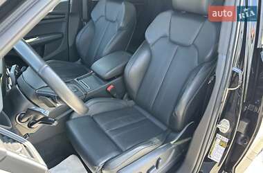 Внедорожник / Кроссовер Audi SQ5 2018 в 