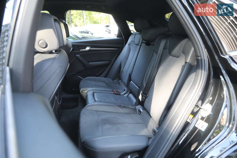 Внедорожник / Кроссовер Audi SQ5 2022 в Харькове