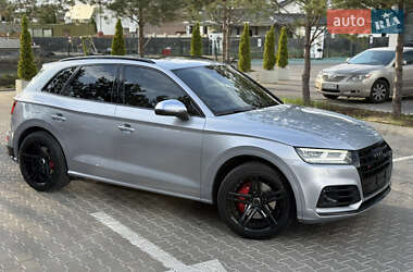 Внедорожник / Кроссовер Audi SQ5 2018 в 