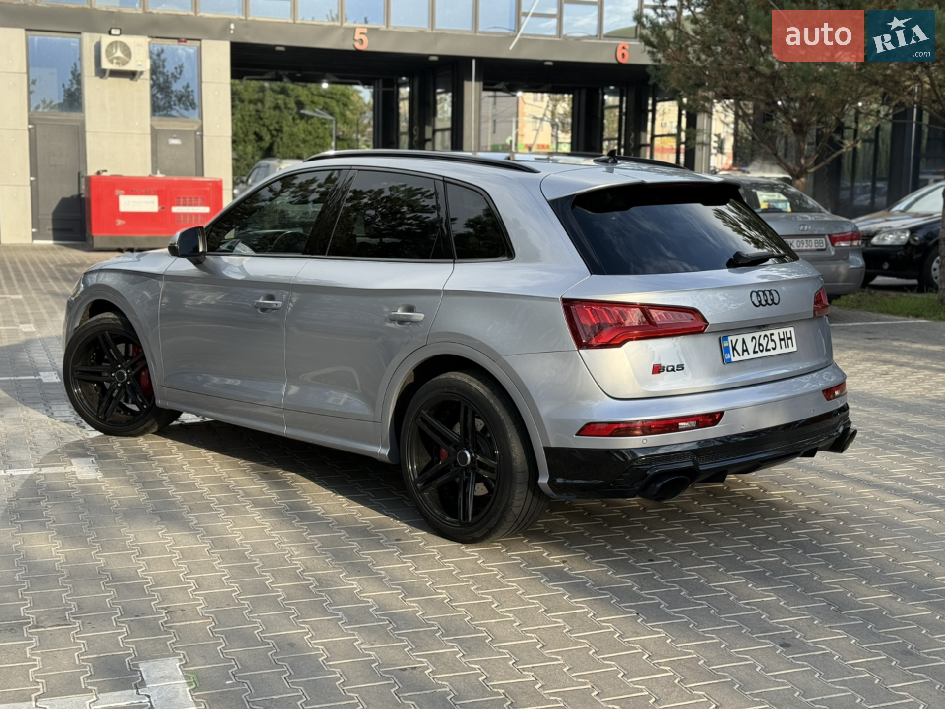 2018 Audi SQ5 - мініатюра 14