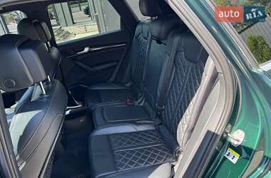 Внедорожник / Кроссовер Audi SQ5 2017 в 