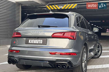Внедорожник / Кроссовер Audi SQ5 2017 в 
