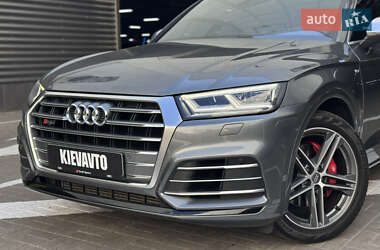 Внедорожник / Кроссовер Audi SQ5 2017 в 
