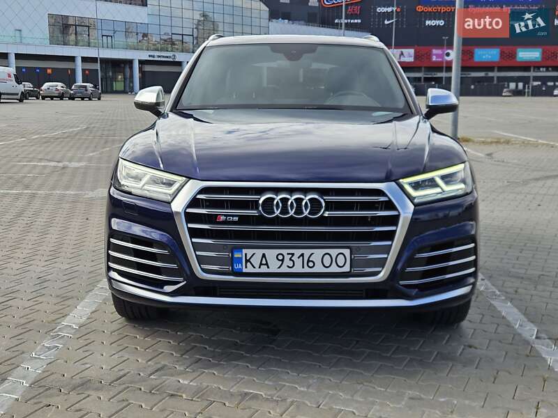 Внедорожник / Кроссовер Audi SQ5 2018 в Киеве