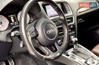 Внедорожник / Кроссовер Audi SQ5 2013 в 