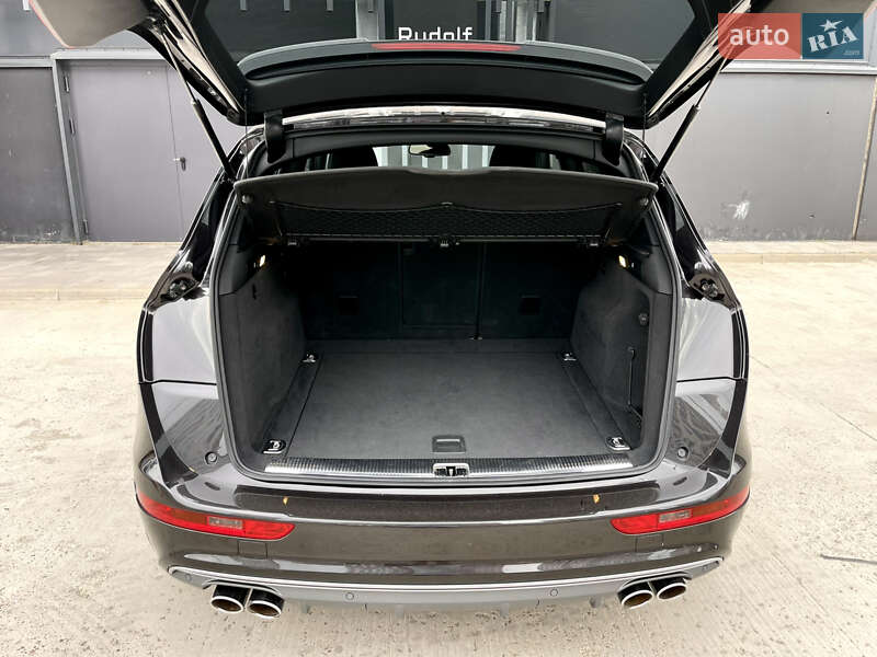 Внедорожник / Кроссовер Audi SQ5 2013 в Киеве