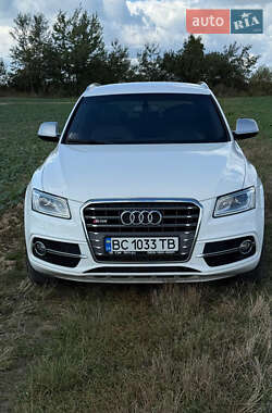 Внедорожник / Кроссовер Audi SQ5 2015 в 