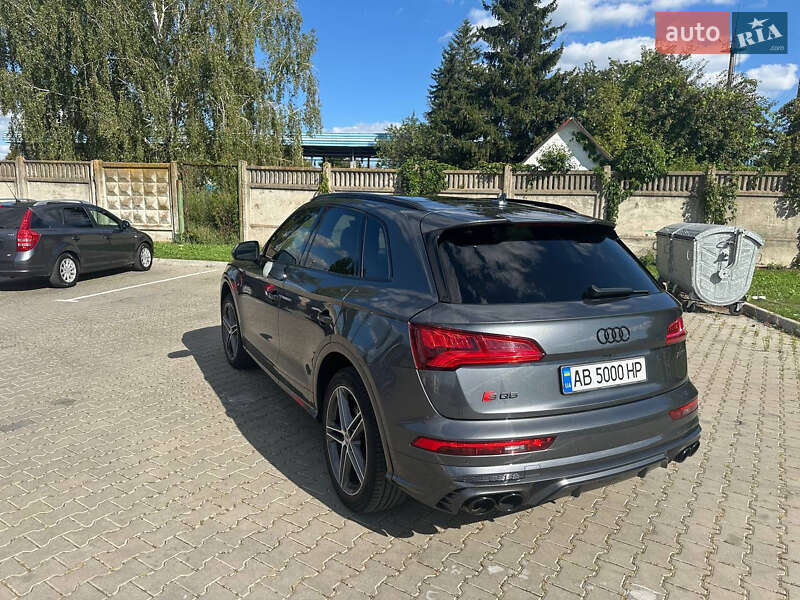 Внедорожник / Кроссовер Audi SQ5 2017 в Виннице