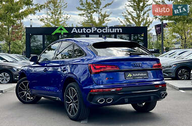 Внедорожник / Кроссовер Audi SQ5 2021 в 