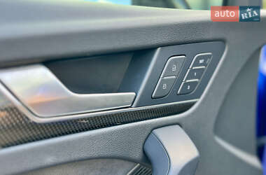 Внедорожник / Кроссовер Audi SQ5 2021 в 