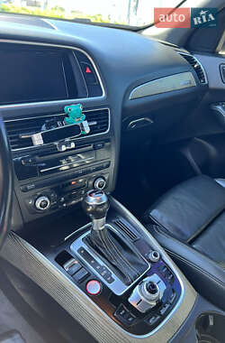 Внедорожник / Кроссовер Audi SQ5 2014 в 