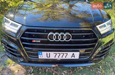 Внедорожник / Кроссовер Audi SQ5 2019 в 