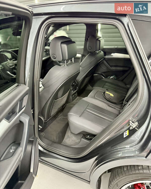 Внедорожник / Кроссовер Audi SQ5 2020 в Киеве фото 15 Внедорожник / Кроссовер Audi SQ5 2020 в Киеве
