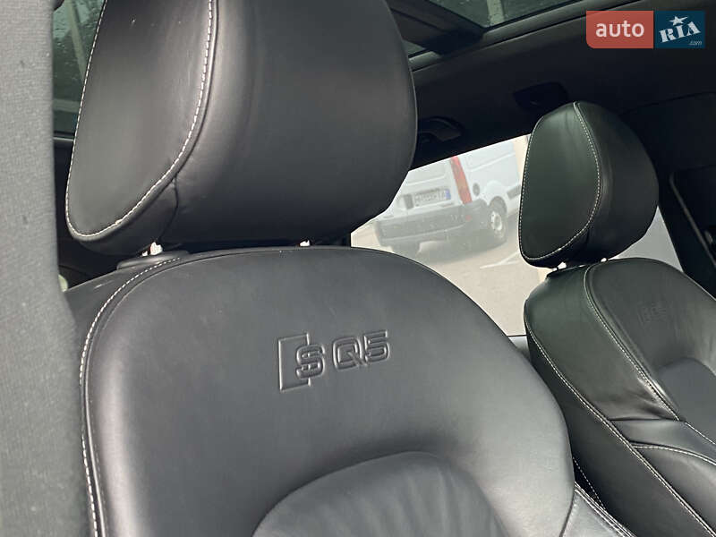Внедорожник / Кроссовер Audi SQ5 2013 в Киеве