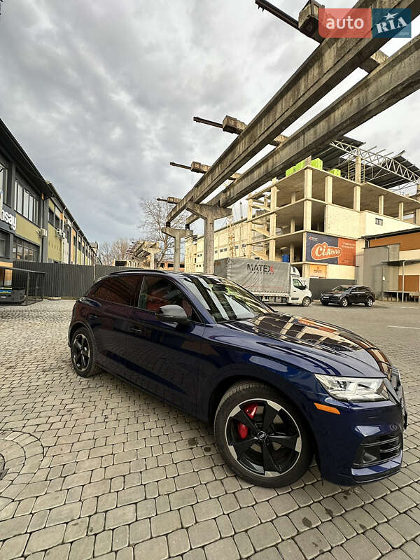 Внедорожник / Кроссовер Audi SQ5 2020 в Коломые
