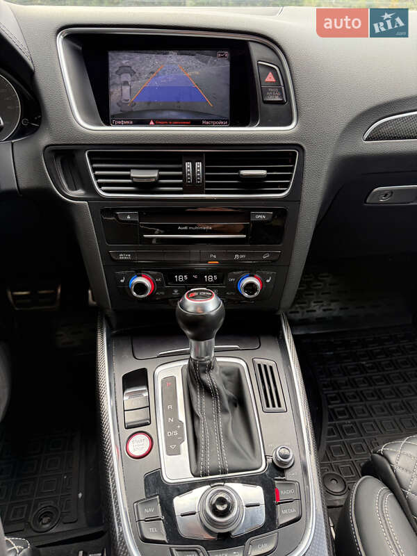 Внедорожник / Кроссовер Audi SQ5 2016 в Кропивницком