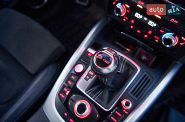 Внедорожник / Кроссовер Audi SQ5 2014 в 