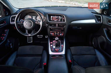 Внедорожник / Кроссовер Audi SQ5 2014 в 