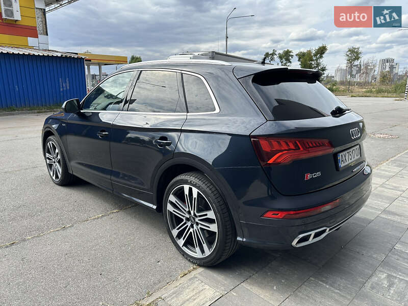 Внедорожник / Кроссовер Audi SQ5 2017 в Харькове