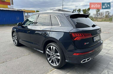 Внедорожник / Кроссовер Audi SQ5 2017 в 