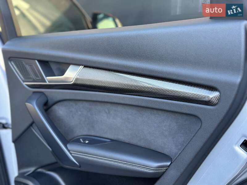 Внедорожник / Кроссовер Audi SQ5 2022 в Львове