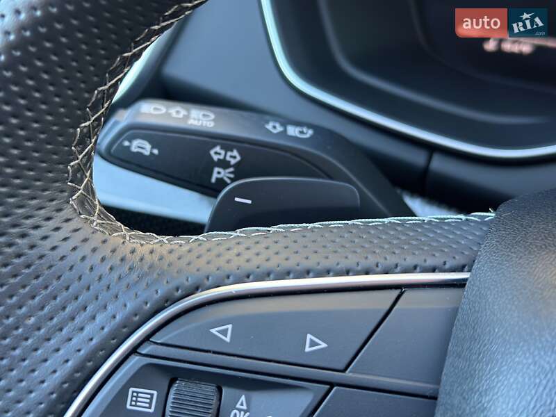 Внедорожник / Кроссовер Audi SQ5 2022 в Львове