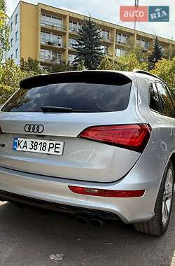 Внедорожник / Кроссовер Audi SQ5 2016 в 