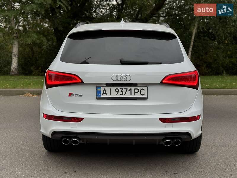 Внедорожник / Кроссовер Audi SQ5 2015 в Киеве