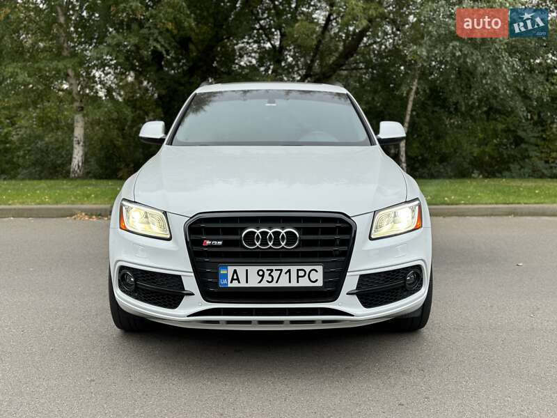 Внедорожник / Кроссовер Audi SQ5 2015 в Киеве