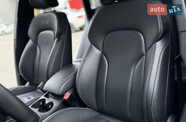 Внедорожник / Кроссовер Audi SQ5 2015 в 