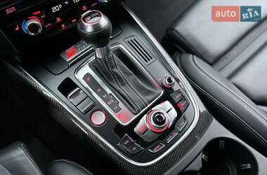 Внедорожник / Кроссовер Audi SQ5 2015 в 