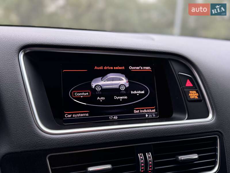 Внедорожник / Кроссовер Audi SQ5 2015 в Киеве