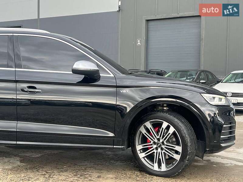 Внедорожник / Кроссовер Audi SQ5 2017 в Львове