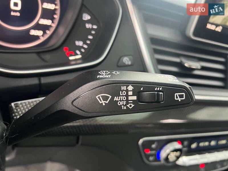 Внедорожник / Кроссовер Audi SQ5 2017 в Львове