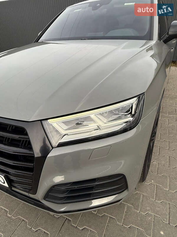 Внедорожник / Кроссовер Audi SQ5 2019 в Львове