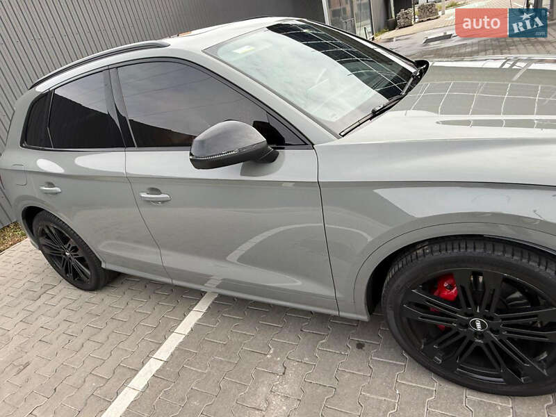 Внедорожник / Кроссовер Audi SQ5 2019 в Львове