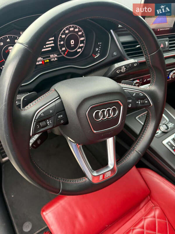 Внедорожник / Кроссовер Audi SQ5 2019 в Львове