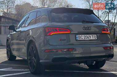 Внедорожник / Кроссовер Audi SQ5 2019 в 